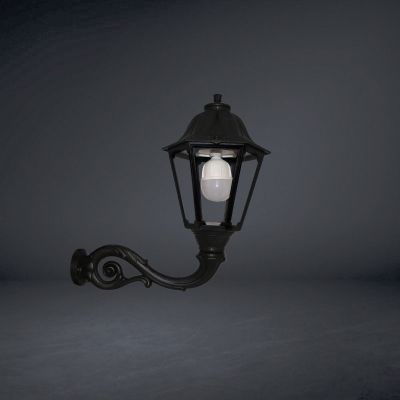 Lioa Classic Lantern - Large Lamp- Large Wall Bracket, E27 Base - Plastic
